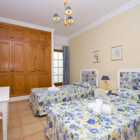 Puerto Del Carmen Sleeps 6 Pool Wifi Daire