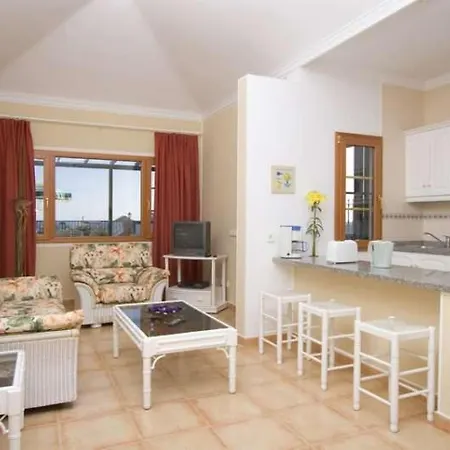 شقة Puerto Del Carmen Sleeps 6 Pool Wifi بويرتو ذيل كارمين