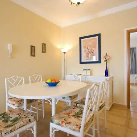 Puerto Del Carmen Sleeps 6 Pool Wifi Daire *
